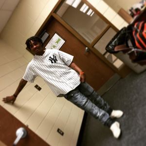 Meet your Posher, Javon